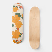 Orangefarbene Blume, Blumenmuster, Muster von Blum Skateboard (Vorderseite)