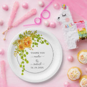 Orangefarbene Blume, Bogen und Monogramm-Hochzeit  Pappteller (Party)