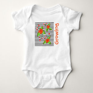 Orangefarbene Blume, die Baby-Outfit anbauen Baby Strampler