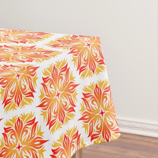Orangefarbene Blume, Muster von Blume, Muster von Tischdecke (Beispiel)