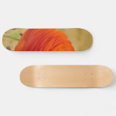 Orangefarbene Blume Skateboard (Horizontal)