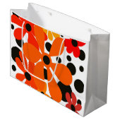 Orangefarbene Blume und schwarze Polka-Punkte Große Geschenktüte (Vorderseite Schrägansicht)