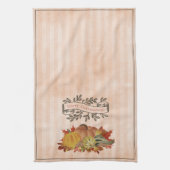 Orangefarbene Erntedank Pumpkins und Squash Geschirrtuch (Vertikal)