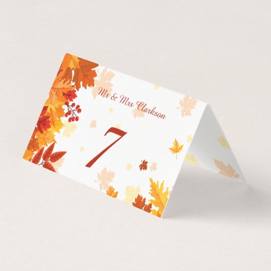Orangefarbene Herbstblätter Tischnummer, Platzkart (Vorderseite)