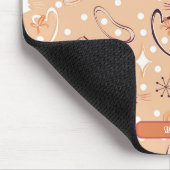 Orangefarbene Herzkatzen des Mitteljahrhunderts Mousepad (Ecke)