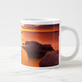 Orangefarbene Jahreszeit, Sonnenuntergang, Kalifor Jumbo-Tasse (Rechts)