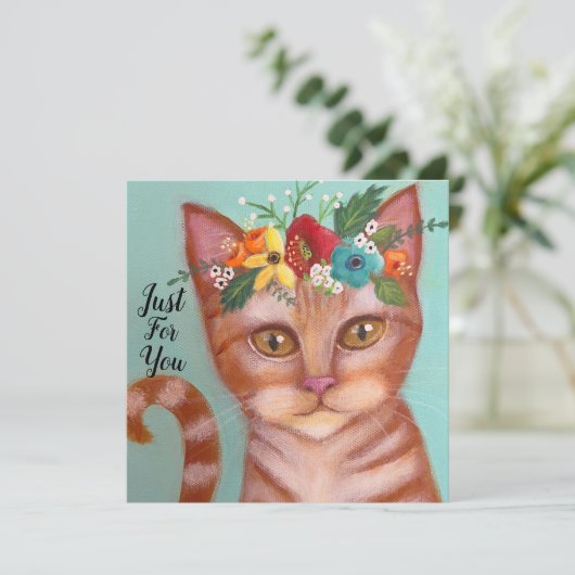 Orangefarbene Katze mit Blume Crown (Stehend Vorderseite)