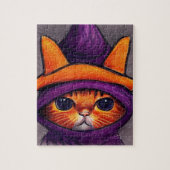 Orangefarbene Katze mit Lila Hexenhut Zeichnend Puzzle (Vertikal)