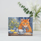 Orangefarbene Katze mit Zitrone Tee Postkarte (Stehend Vorderseite)