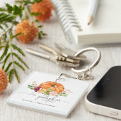 Orangefarbene kleine Kürbis Babydusche Akryllische Schlüsselanhänger (Vorderseite rechts)