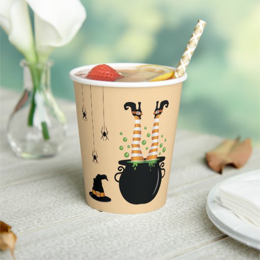 Orangefarbene Legen und graue Spinnen Halloween Pappbecher (In Situ)