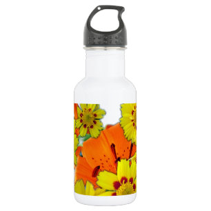 orangefarbene Lilien- und Gänseblümchenblüten Trinkflasche