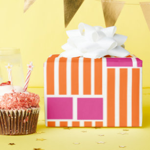 Orangefarbene Linien und rosa Schachteln Geschenkpapier