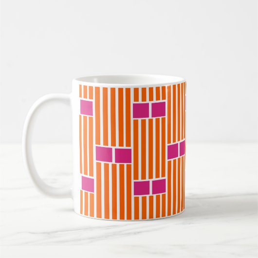 Orangefarbene Linien und rosa Schachteln Kaffeemas Kaffeetasse (Links)