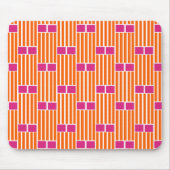 Orangefarbene Linien und rosa Schachteln Mousepad (Vorne)