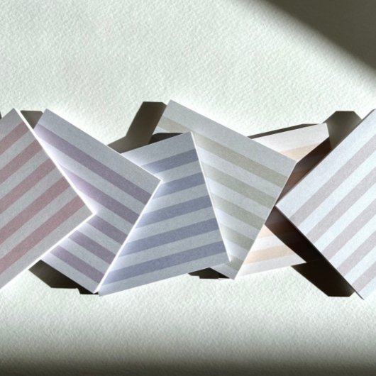 Orangefarbene Pastellstreifen - Nachhinweise Post-it Klebezettel