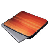 Orangefarbene Punkte auf einem besonderen Elektron Laptopschutzhülle (Vorne Knopf)