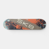 Orangefarbene Rasse mit Text SK8 Skateboard (Horizontal)