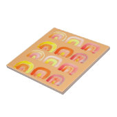 Orangefarbene Regenbogen-niedliche Retrografik Fliese (Seite)