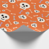 Orangefarbene Schädel und Knochenbrüche - Geschenk Geschenkpapier (Ecke)