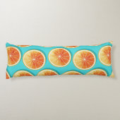 Orangefarbene Scheiben auf blau Seitenschläferkissen (Rückseite)