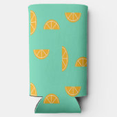 Orangefarbene Scheiben auf grün Selters Dosenkühler (Rückseite)