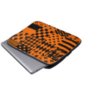 Orangefarbene schwarze gemischte Muster - Designmu Laptopschutzhülle (Vorne Knopf)