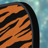 Orangefarbene schwarze Tigerstreifen und Monogramm Pickleball Schläger