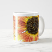 Orangefarbene Sonnenblume Tasse (Vorderseite Rechts)