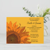 Orangefarbene Sonnenblumen auf der Gelben Engageme Einladung (Stehend Vorderseite)
