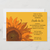Orangefarbene Sonnenblumen auf gelbem Brautparty Einladung (Vorderseite)