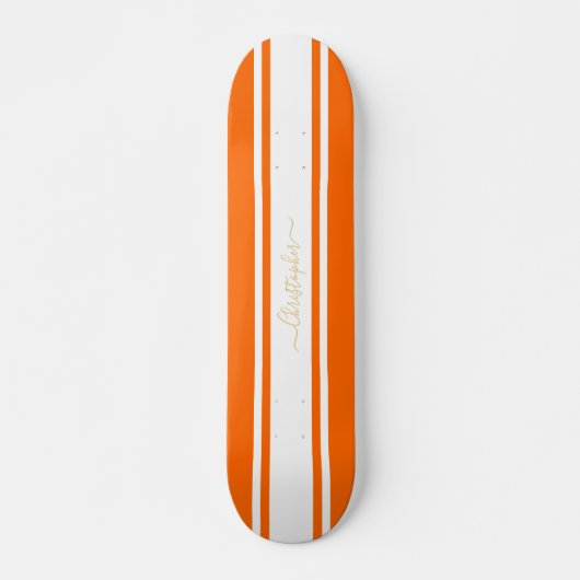 Orangefarbene Streifen Gold Monogramm Skateboard (Vorne)