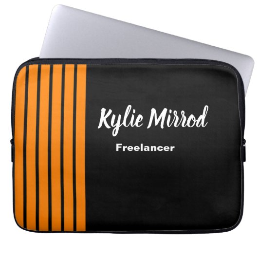 Orangefarbene Streifen schwarz Laptopschutzhülle (Vorderseite)