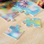 Orangefarbene Toten umgeben von farbenfrohen Felse Puzzle (Seite)