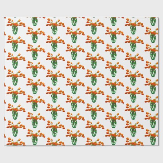 Orangefarbene Tulips in Vase auf weißem Umschlagpa Geschenkpapier (Flach)