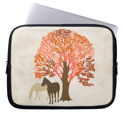 Orangefarbene und braune Herbstpferde Laptopschutzhülle (Vorderseite)