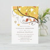 Orangefarbene und gelbe weiche Lovebirds Hochzeit Einladung (Stehend Vorderseite)