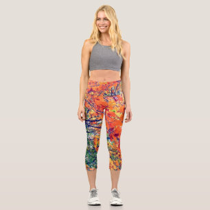 Orangefarbene und grüne Blätter Capri Leggings