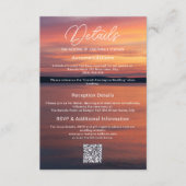 Orangefarbene und Lila Sonnenuntergänge über dem F Begleitkarte (Vorderseite)