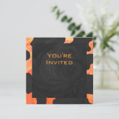 Orangefarbene und schwarze Zebra-Monogramm Einladung (Stehend Vorderseite)
