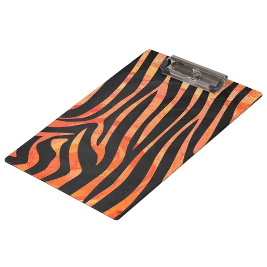 Orangefarbene und schwarze Zebra-Monogramm Klemmbrett (Schrägansicht)