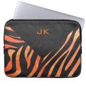 Orangefarbene und schwarze Zebra-Monogramm Laptopschutzhülle (Vorderseite)