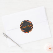 Orangefarbene und schwarze Zebra-Monogramm Runder Aufkleber (Umschlag)