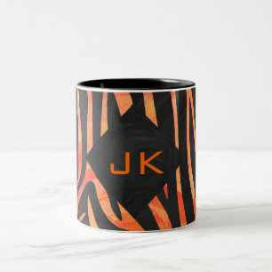 Orangefarbene und schwarze Zebra-Monogramm Zweifarbige Tasse