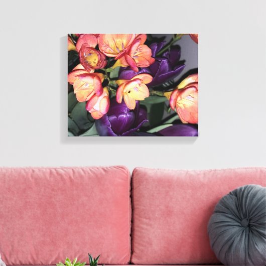 Orangefarbene und violette Blumen Leinwanddruck (Insitu (Wohnzimmer))
