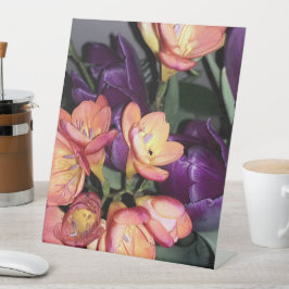 Orangefarbene und violette Blumen Sockelschild