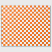 Orangefarbene und weiße karierte Quadrate Geschenkpapier (Flach)