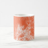 Orangefarbene und weiße, silberfarbene Bäume Kaffeetasse (Mittel)