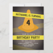 Orangefarbene Vorsichtsbandkonstruktion Geburtstag Einladung (Vorderseite)