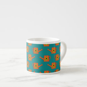 Orangefarbene Wasserdose mit Sonnenblumen Espressotasse